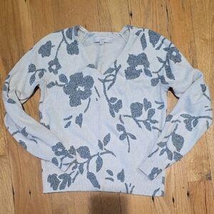 LOFT Cream and Gray Floral V-Neck Sweater